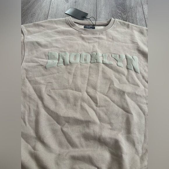 Triumph tragedy Brooklyn Beige Sweater - Picture 2 of 6